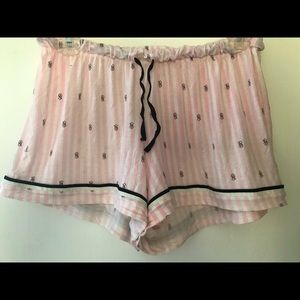 Victoria’s Secret sleep boxy M